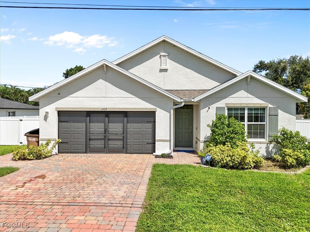 1439 SE 18th Street Cape Coral FL 33990 2025010757 image1