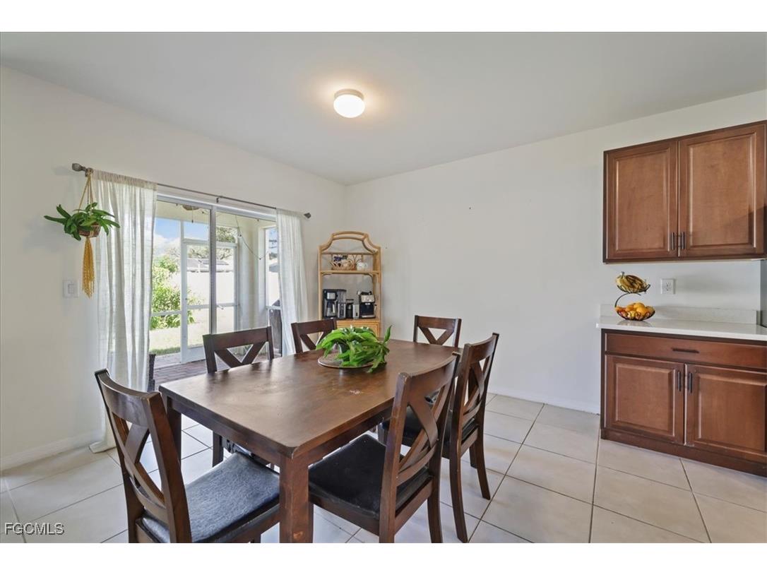 1439 SE 18th Street Cape Coral FL 33990 2025010757 image10