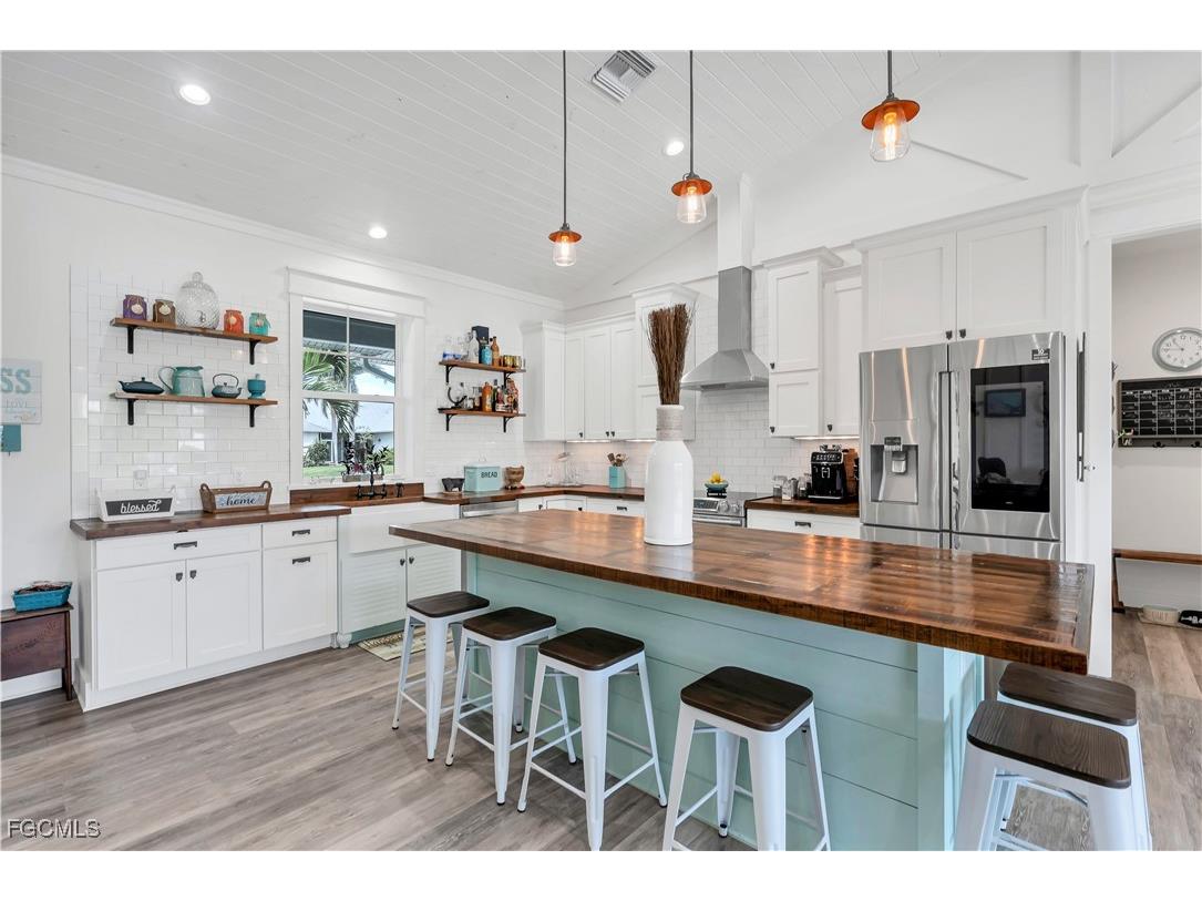 14390 Tamarac Drive Bokeelia FL 33922 2025016174 image19