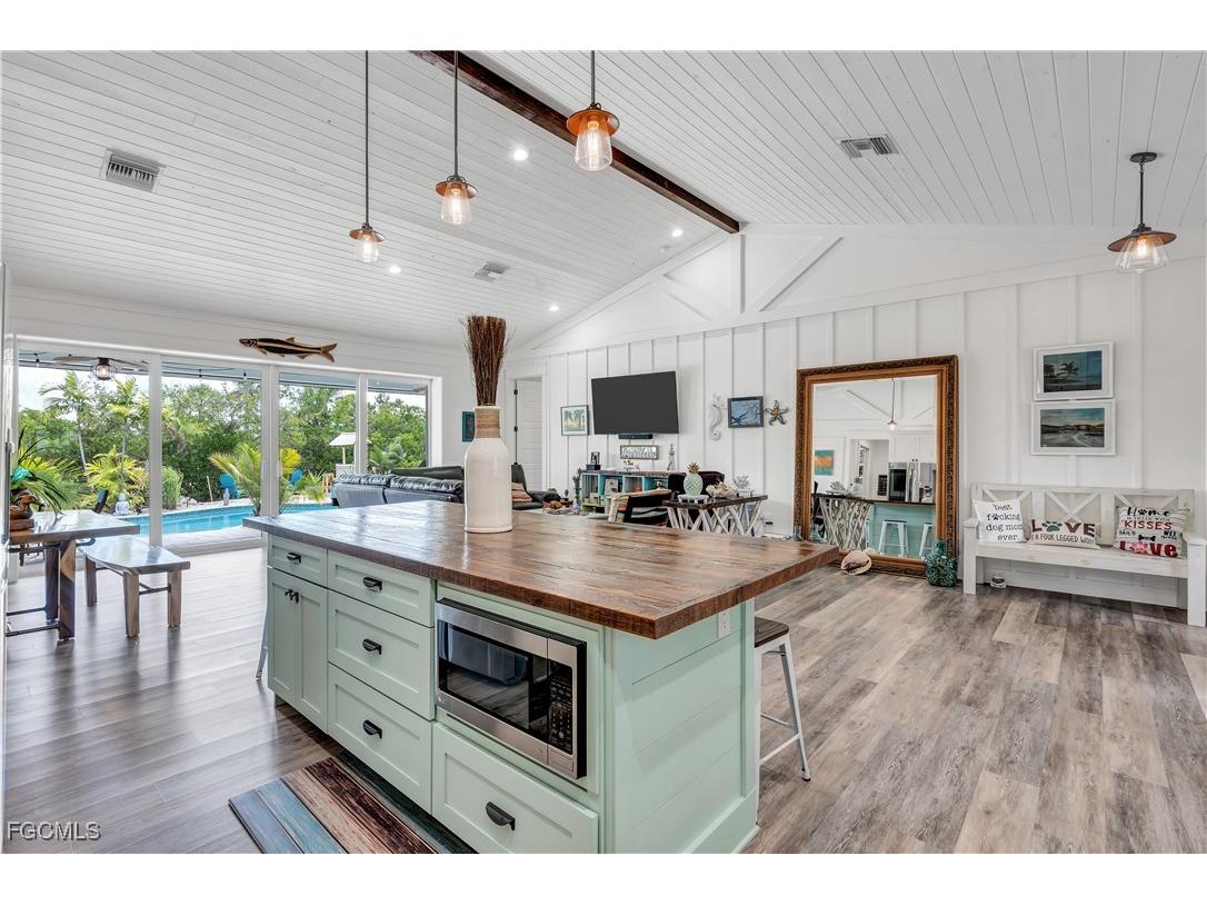 14390 Tamarac Drive Bokeelia FL 33922 2025016174 image22