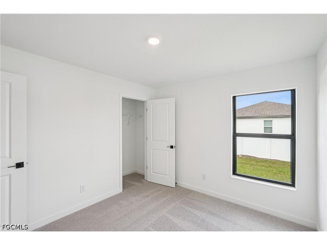 144 Blackstone Drive Fort Myers FL 33913 2025026365 image23