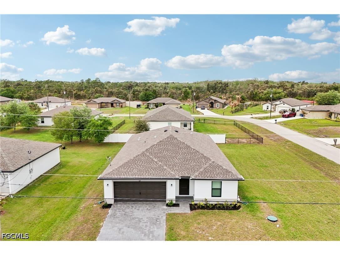 144 Blackstone Drive Fort Myers FL 33913 2025026365 image39