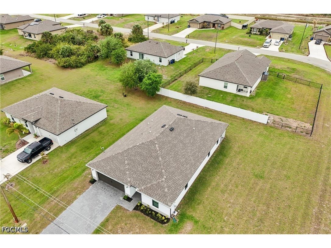 144 Blackstone Drive Fort Myers FL 33913 2025026365 image43