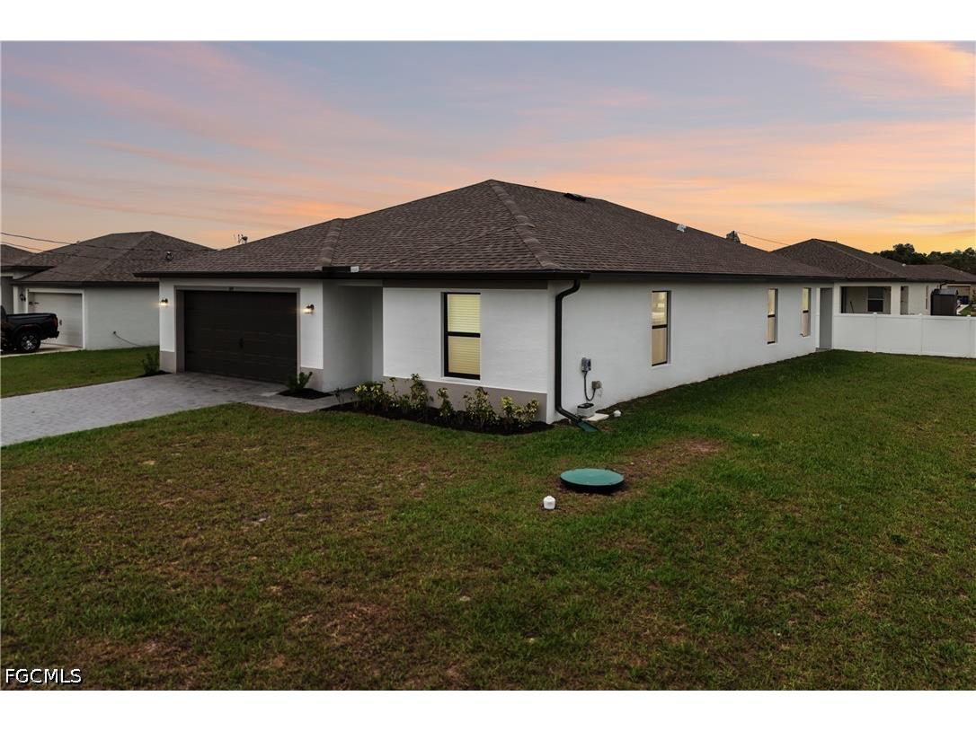 144 Blackstone Drive Fort Myers FL 33913 2025026365 image47
