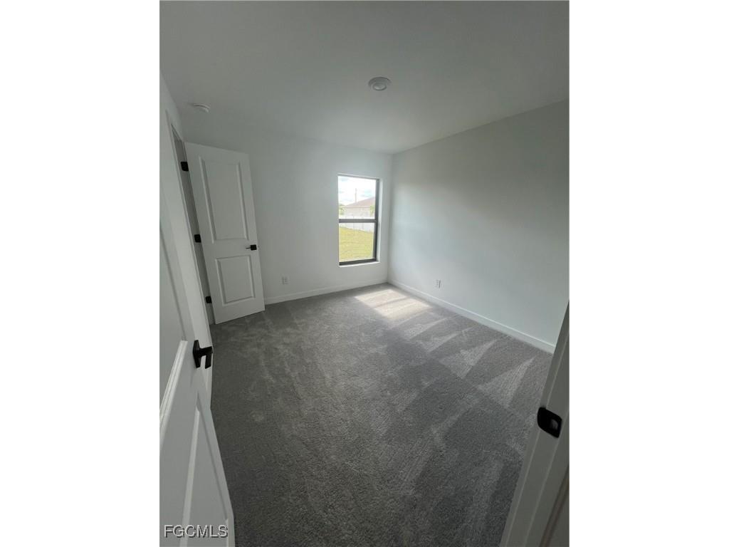 144 Blackstone Drive Fort Myers FL 33913 2025026365 image8