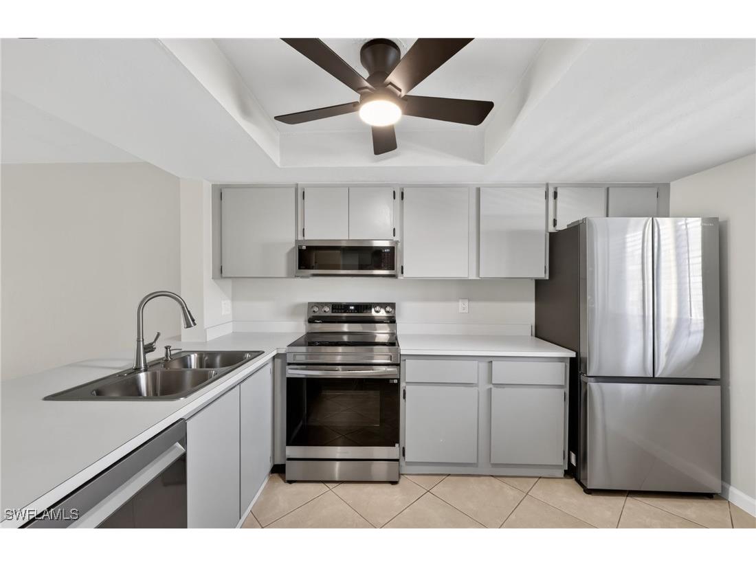 144 Cypress Way E #701 Naples FL 34110 226003013 image4