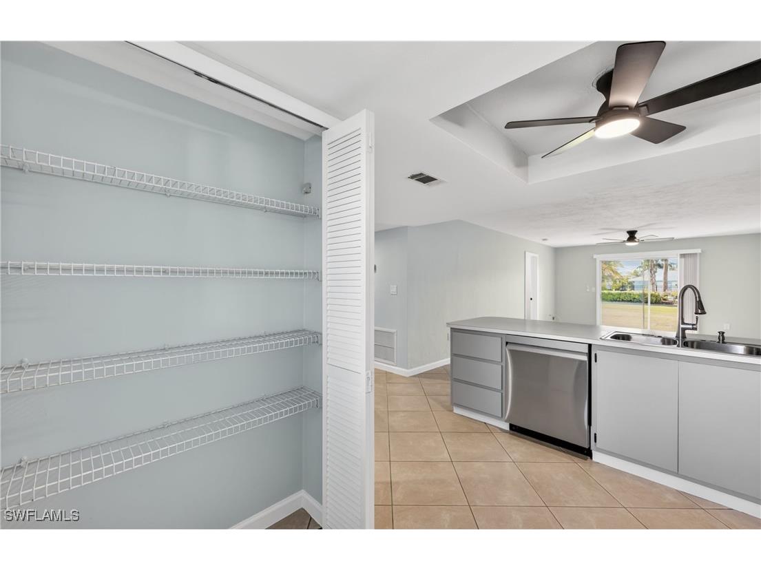 144 Cypress Way E #701 Naples FL 34110 226003013 image5