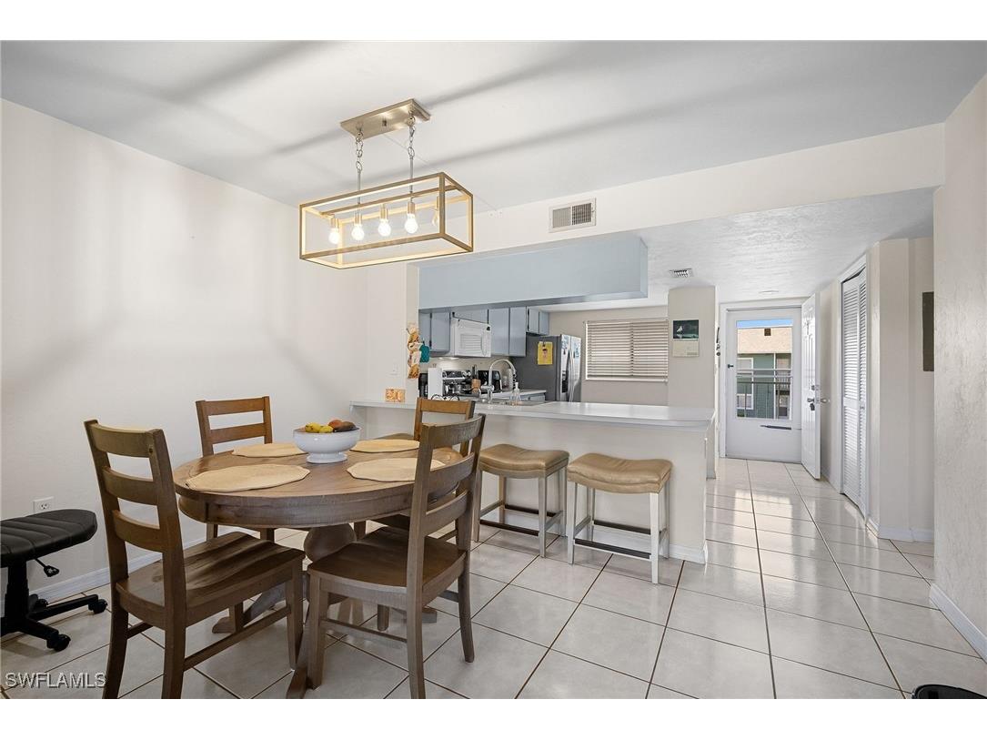 144 Cypress Way E #707 Naples FL 34110 225023103 image17