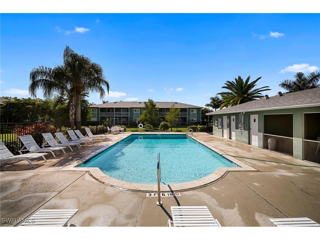 144 Cypress Way E #707 Naples FL 34110 225023103 image2