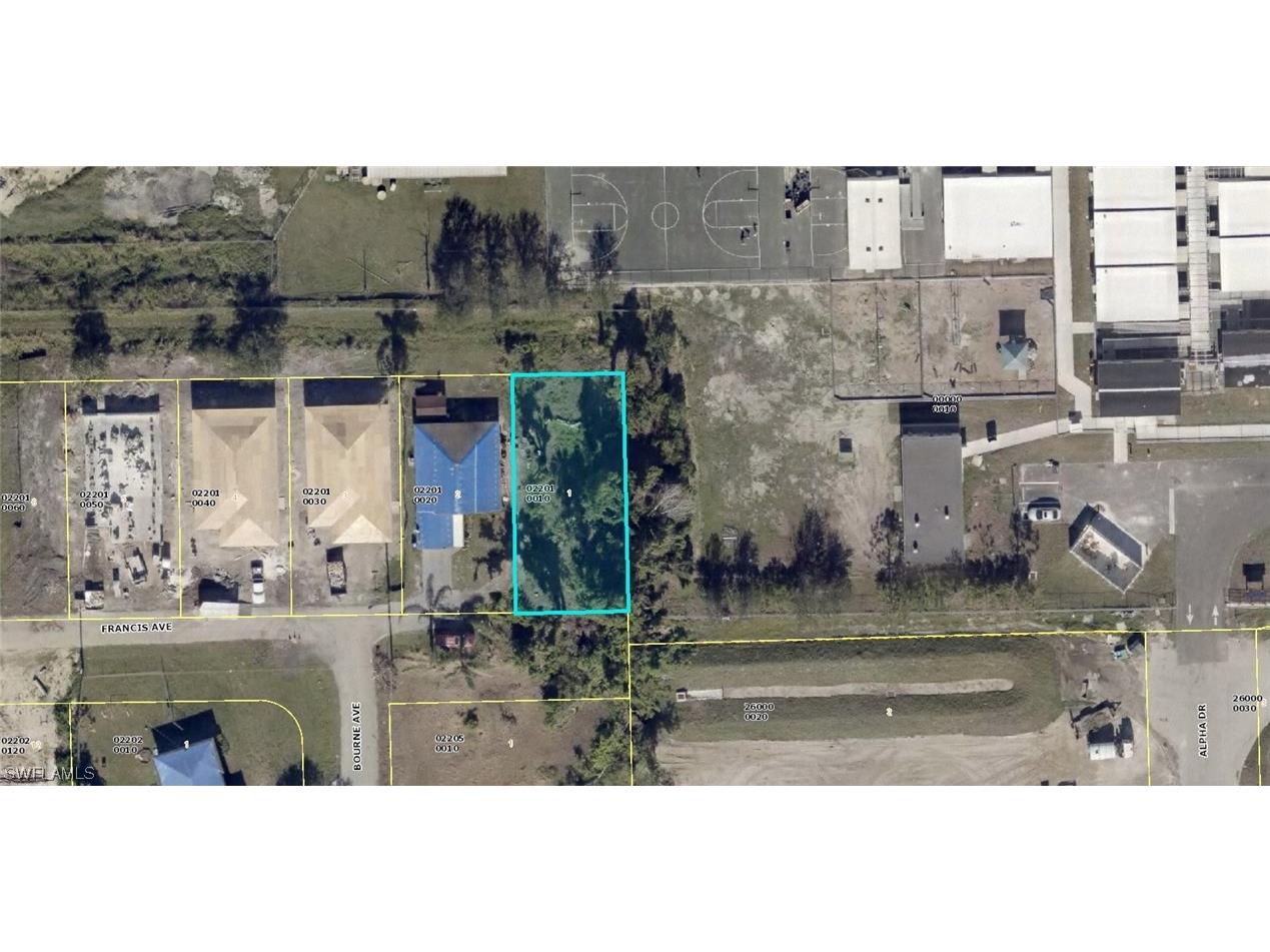 144 Francis Avenue Fort Myers FL 33916 223092382 image1