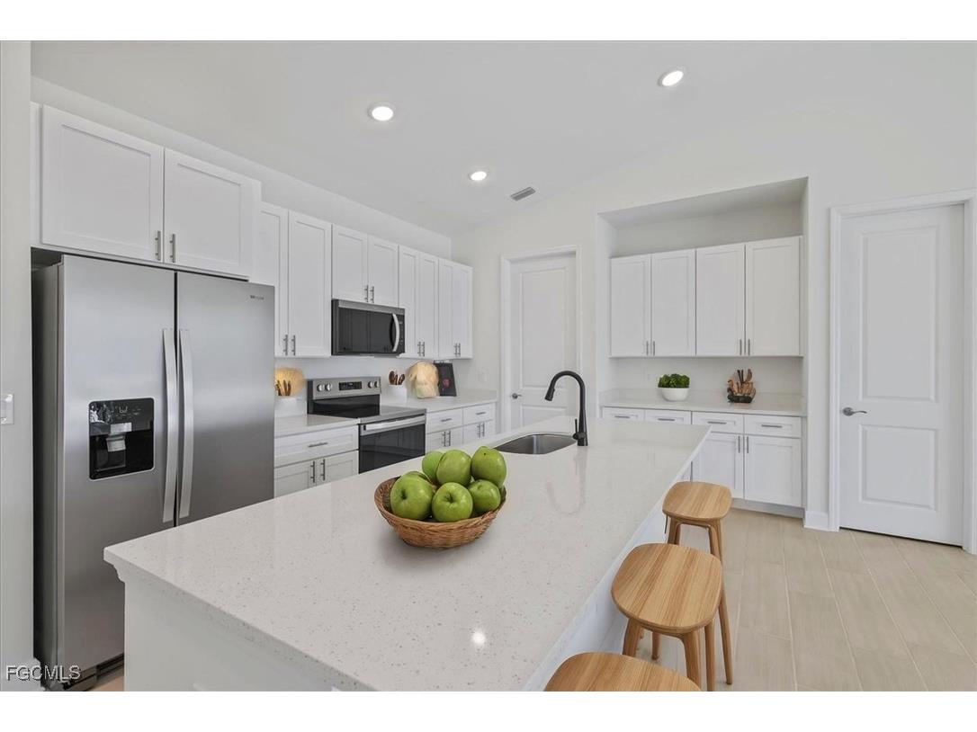 144 SE 19th Terrace Cape Coral FL 33990 2026000050 image4