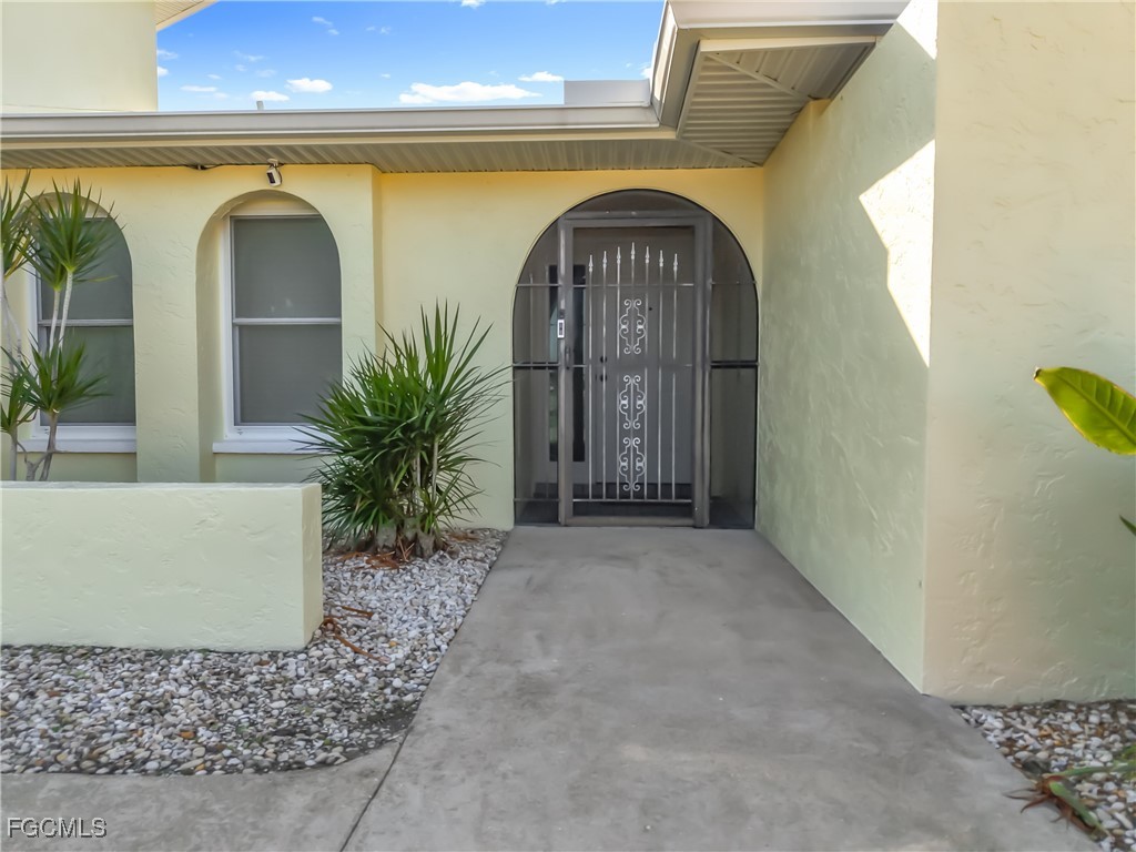 144 SW 38th Terrace Cape Coral FL 33914 2025020646 image4