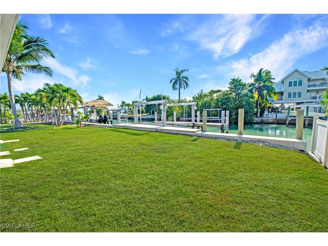 144 San Salvador Street Naples FL 34113 225083864 image20