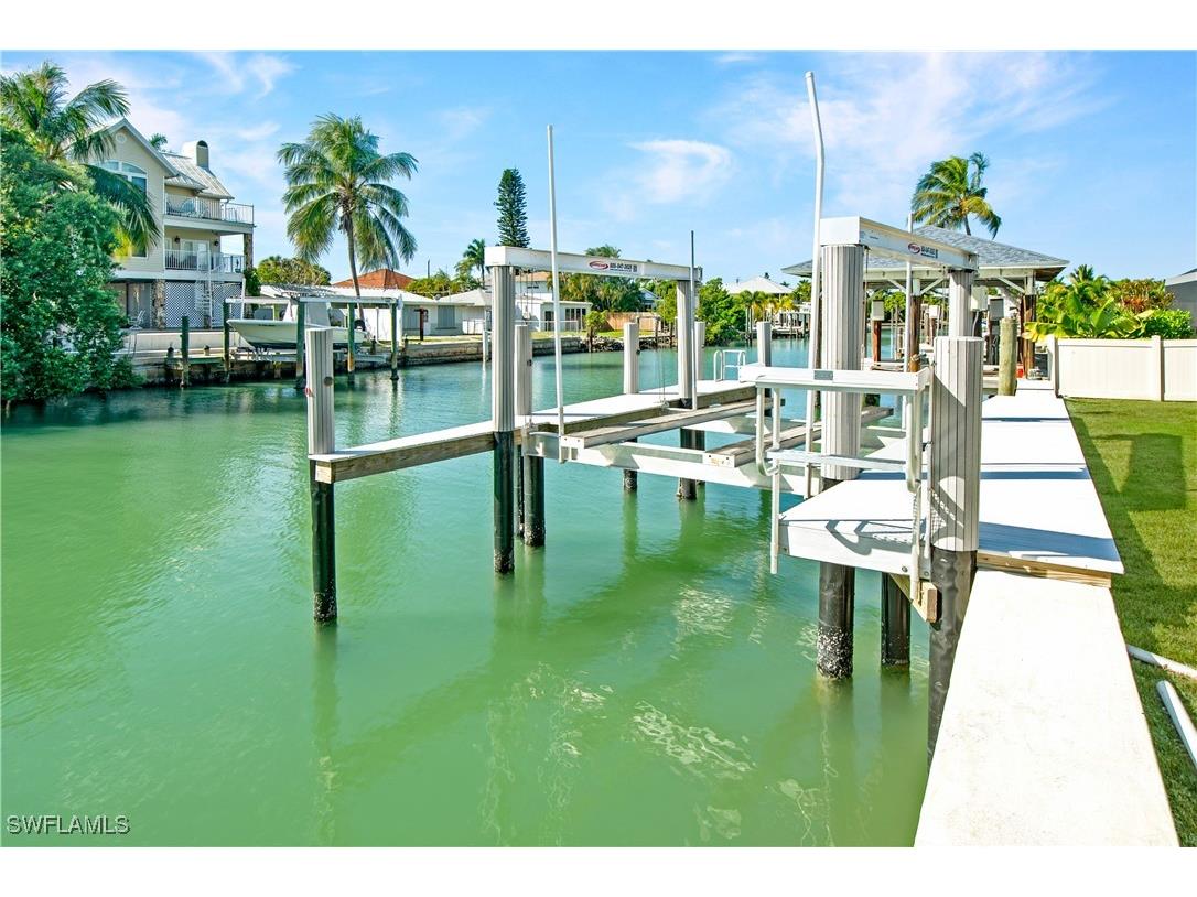 144 San Salvador Street Naples FL 34113 226002109 image40