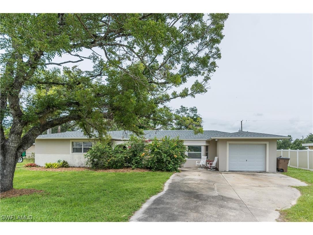 144 Vermont Avenue Fort Myers FL 33905 223053425 image1