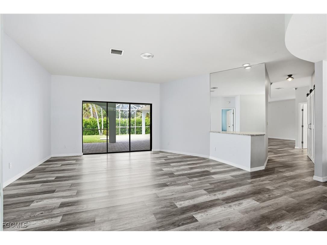 1440 Argyle Drive Fort Myers FL 33919 2025020405 image11