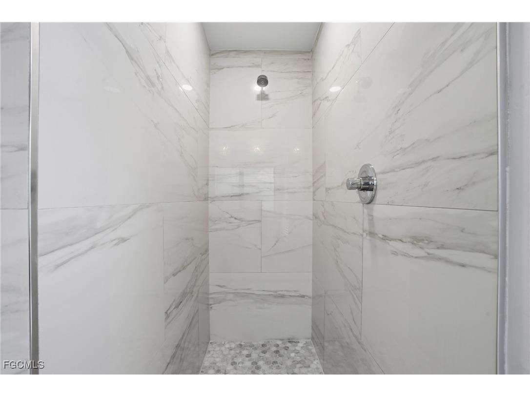 1440 Argyle Drive Fort Myers FL 33919 2025020405 image21