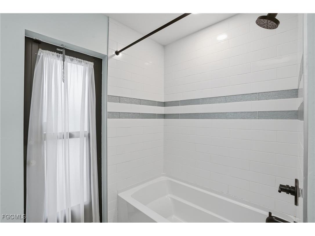 1440 Argyle Drive Fort Myers FL 33919 2025020405 image28