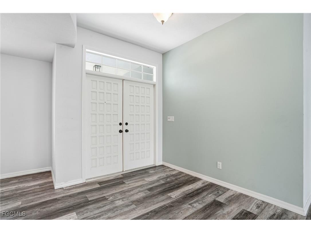 1440 Argyle Drive Fort Myers FL 33919 2025020405 image3