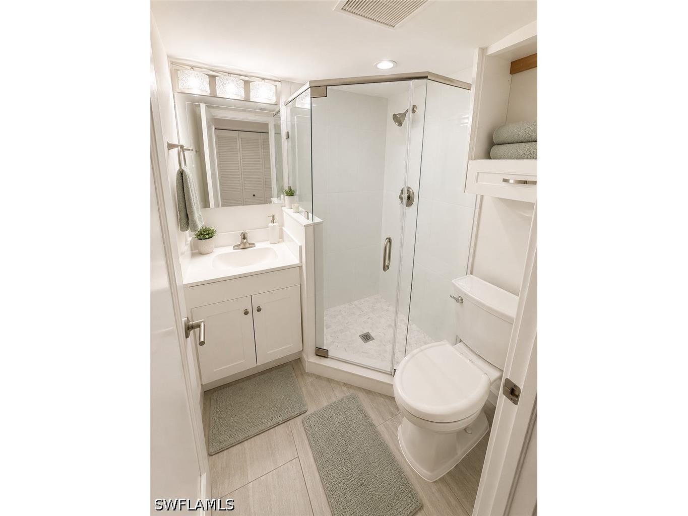 1440 Green Valley Circle #601 Naples FL 34104 226021077 image4