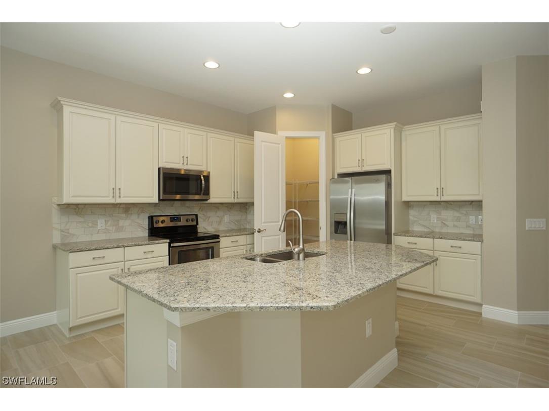 1440 Lucena Lane S Naples FL 34113 223023457 image1