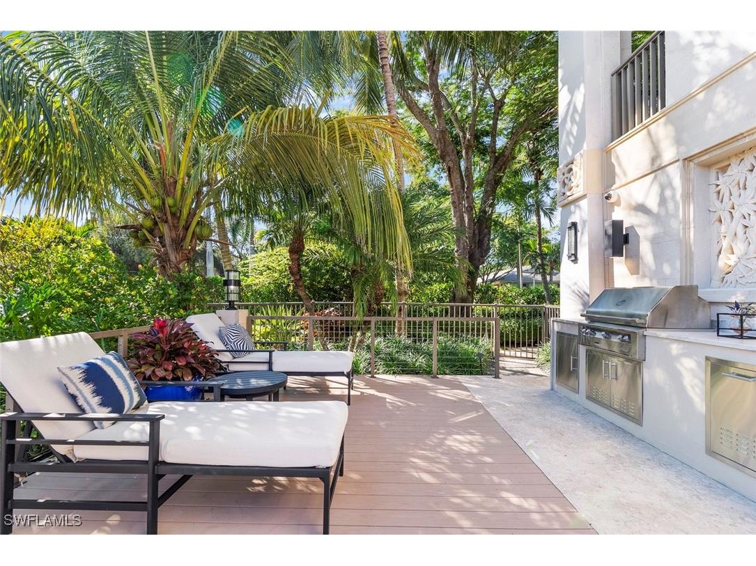 1441 Gulf Shore Boulevard S Naples FL 34102 225078983 image13