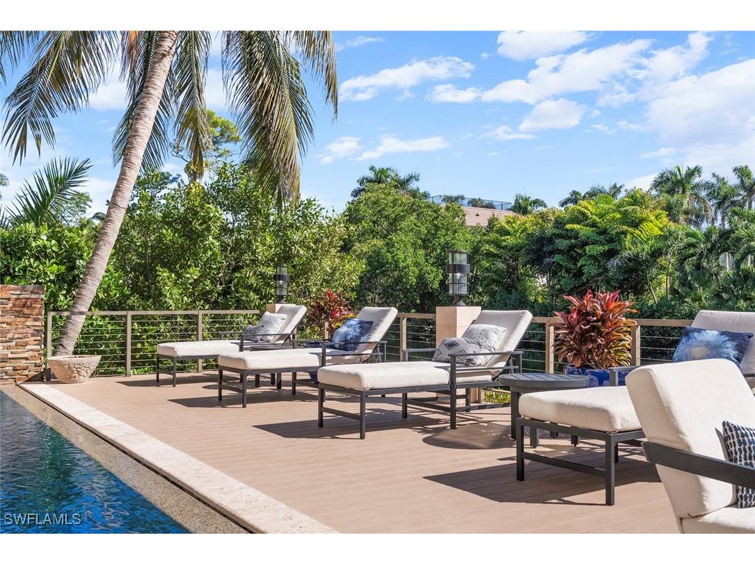 1441 Gulf Shore Boulevard S Naples FL 34102 225078983 image14