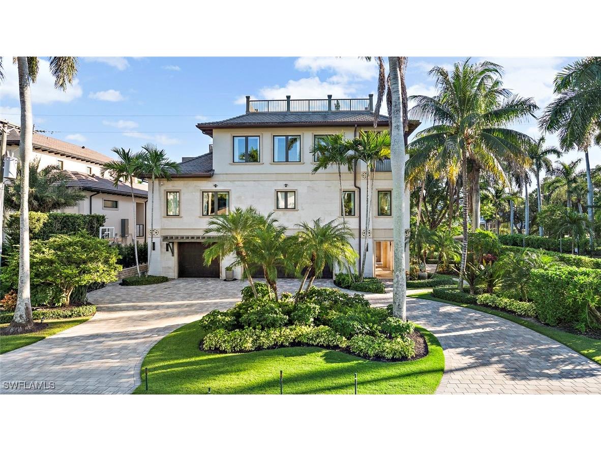 1441 Gulf Shore Boulevard S Naples FL 34102 225078983 image2