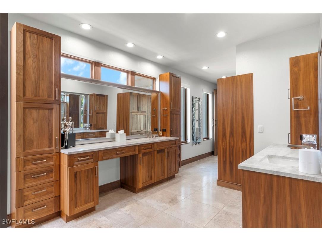 1441 Gulf Shore Boulevard S Naples FL 34102 225078983 image23