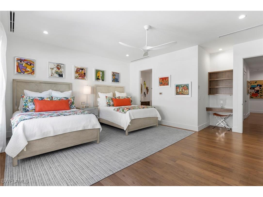 1441 Gulf Shore Boulevard S Naples FL 34102 225078983 image27