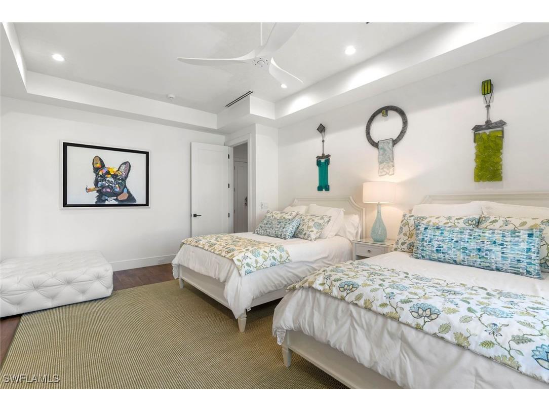 1441 Gulf Shore Boulevard S Naples FL 34102 225078983 image30