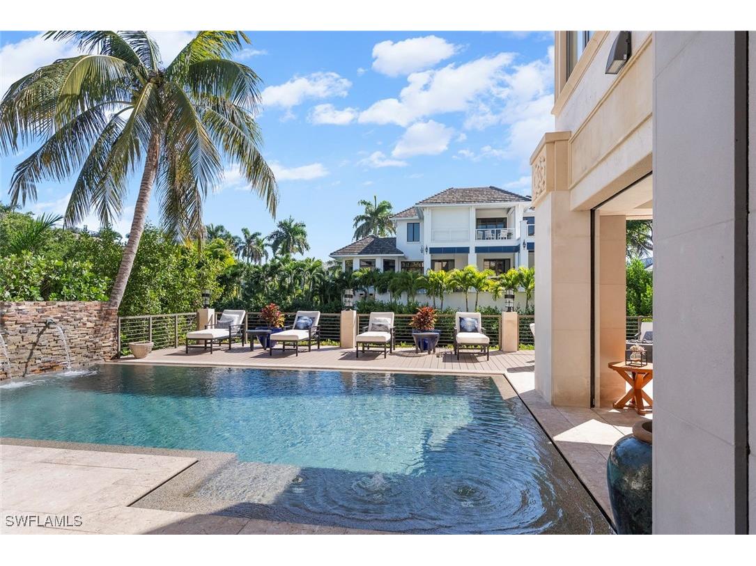 1441 Gulf Shore Boulevard S Naples FL 34102 225078983 image7