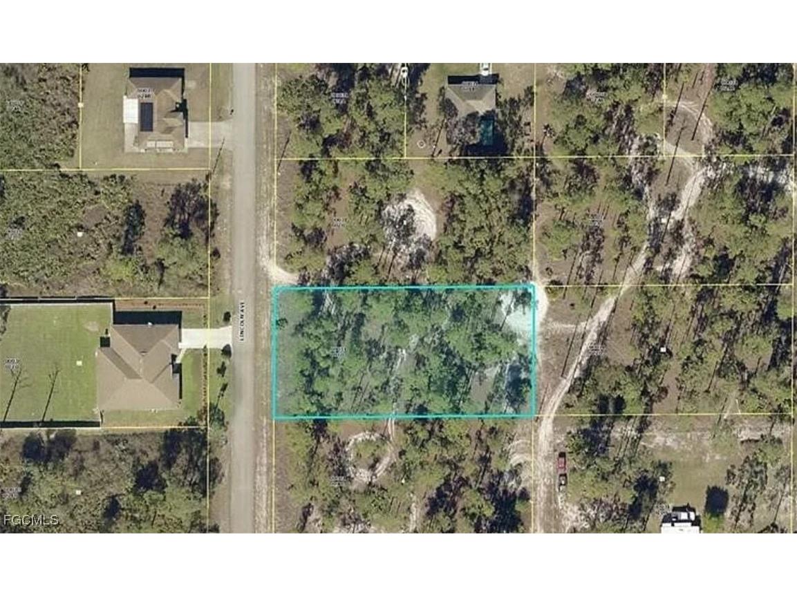 1442 Lincoln Avenue Lehigh Acres FL 33972 2025007650 image3