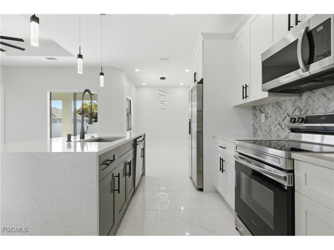 1442 NE 33rd Lane Cape Coral FL 33909 2026001201 image16