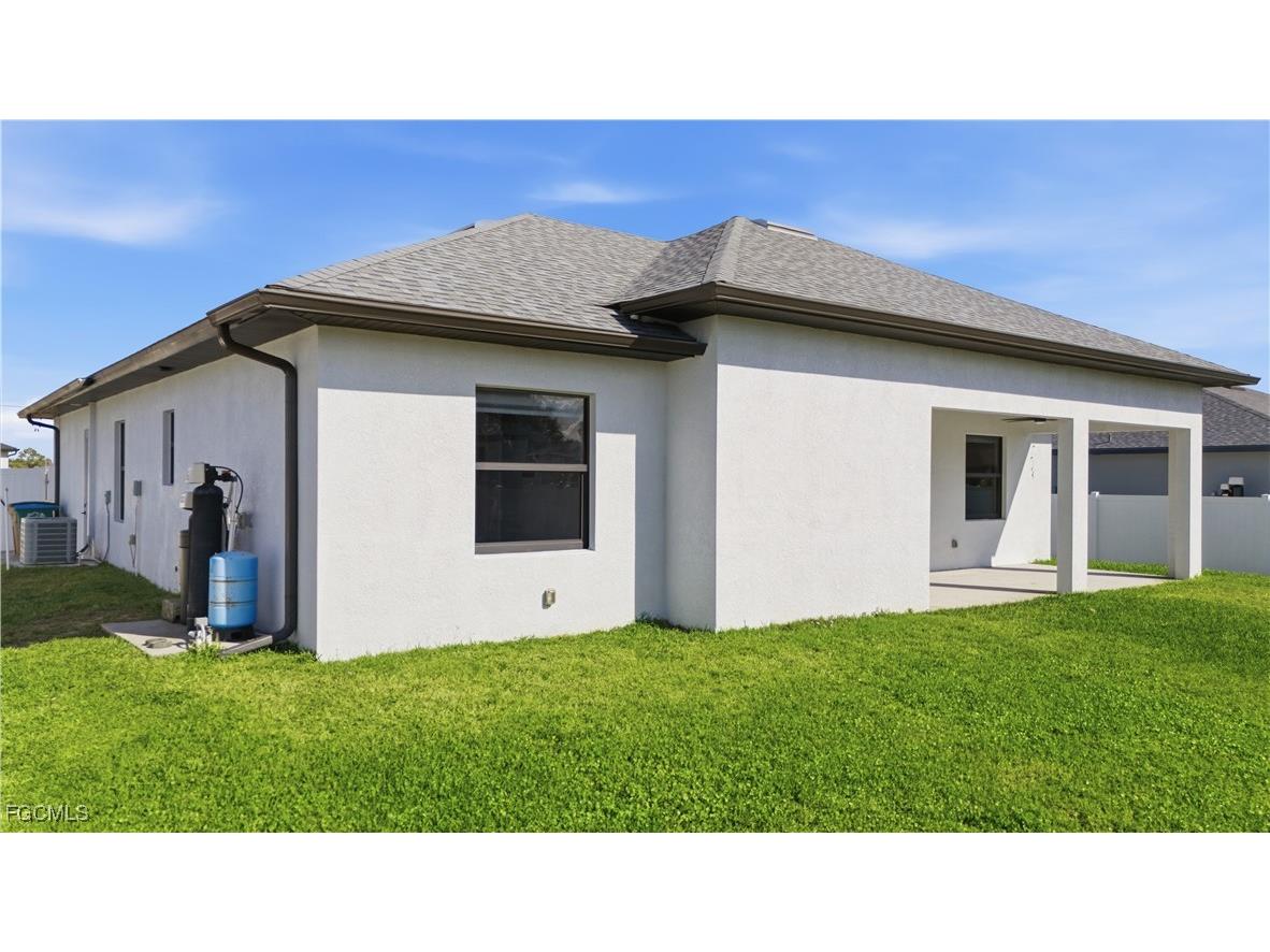 1442 NE 33rd Lane Cape Coral FL 33909 2026001201 image34