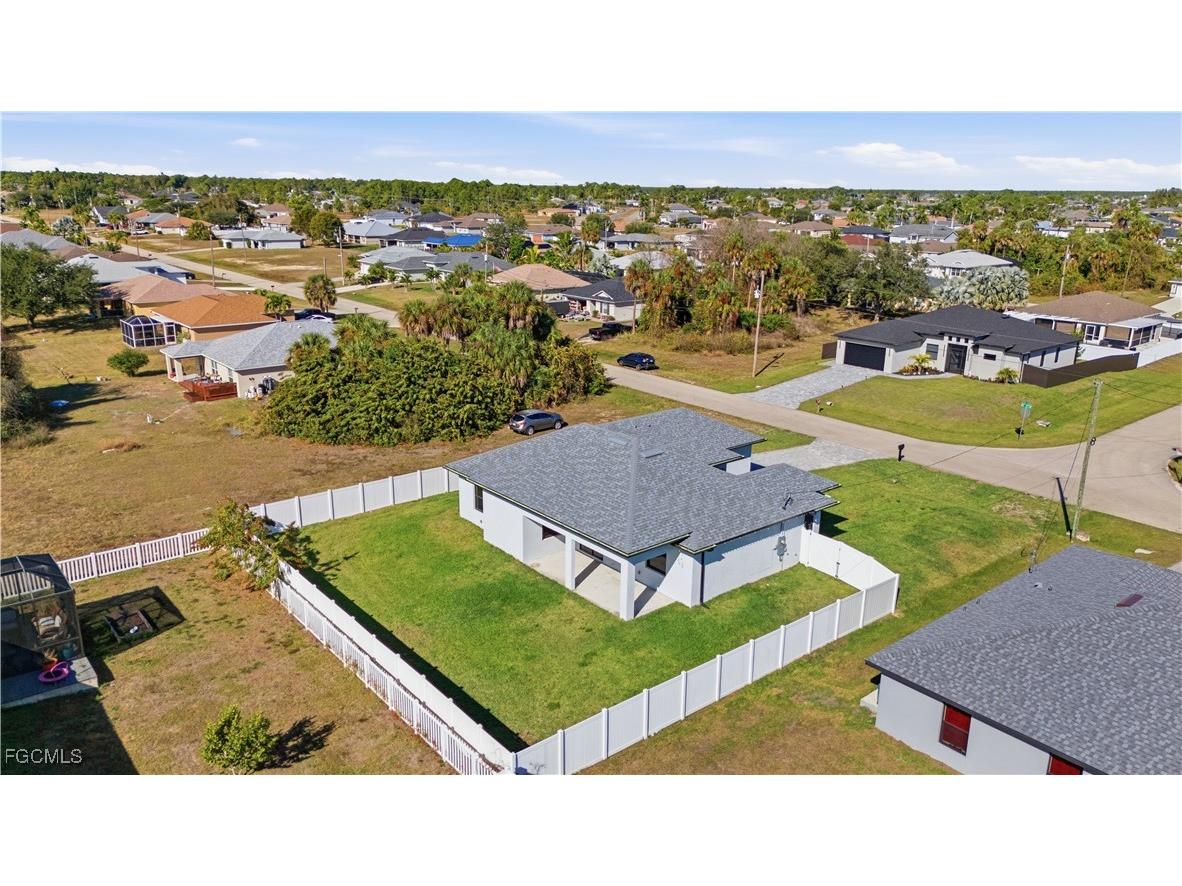 1442 NE 33rd Lane Cape Coral FL 33909 2026001201 image7
