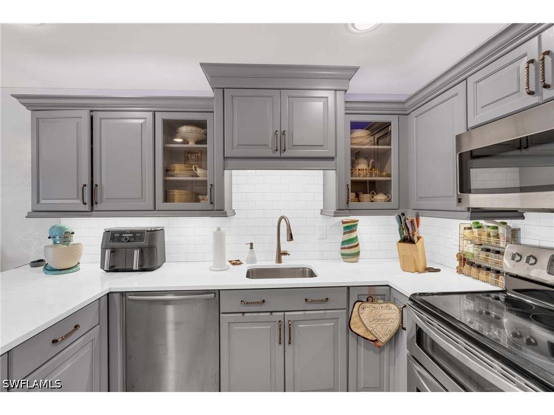 1443 Larkspur Drive Fort Myers FL 33901 226018361 image17