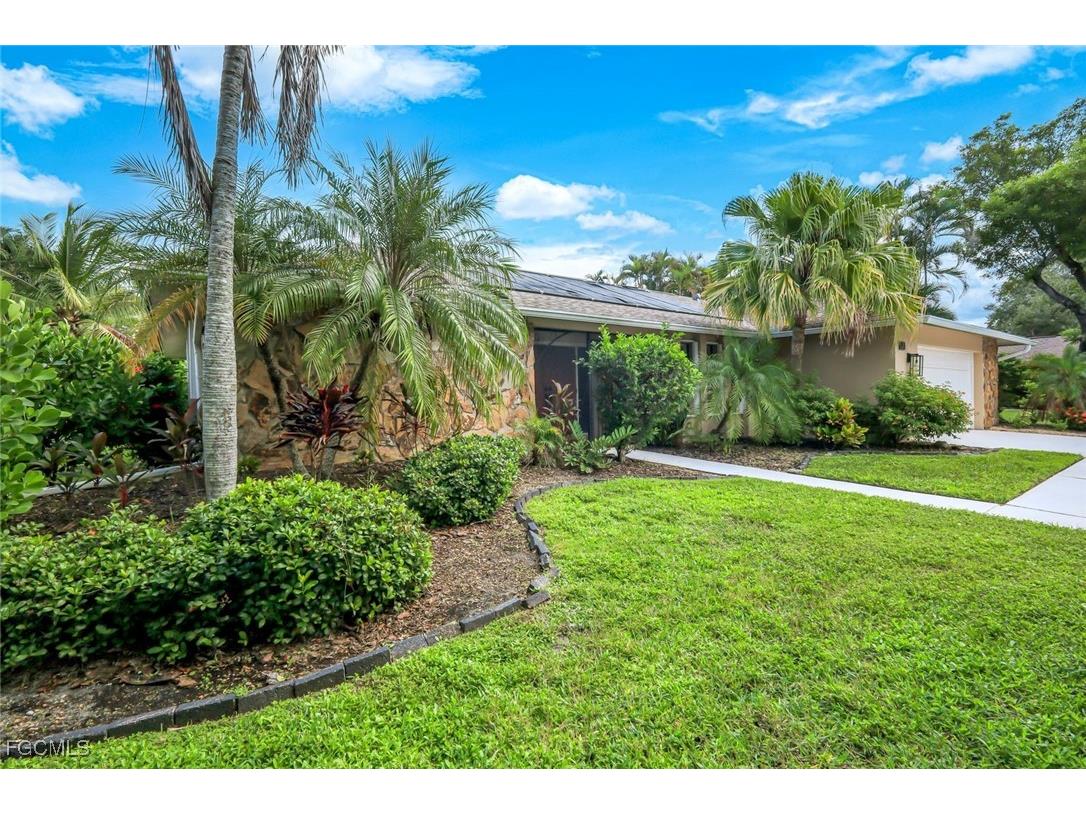 1444 Beechwood Trail Fort Myers FL 33919 2025010035 image1