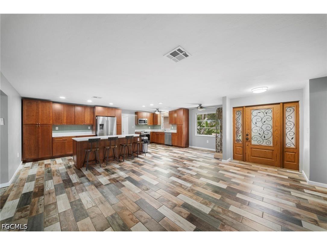 1444 Covington Circle W Fort Myers FL 33919 2026029061 image8