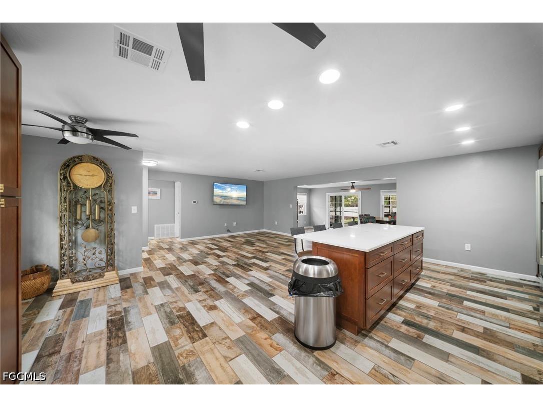 1444 Covington Circle W Fort Myers FL 33919 2026029061 image9