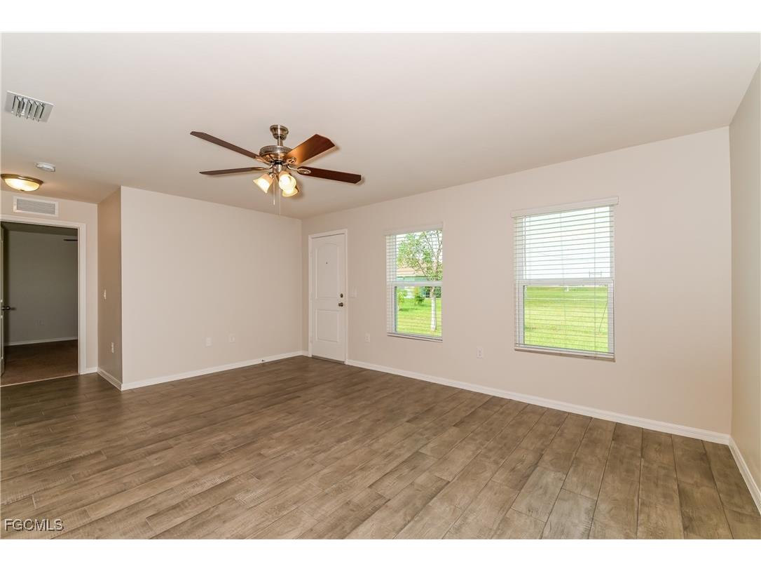 1444 NW 31st Avenue Cape Coral FL 33993 2025017582 image4