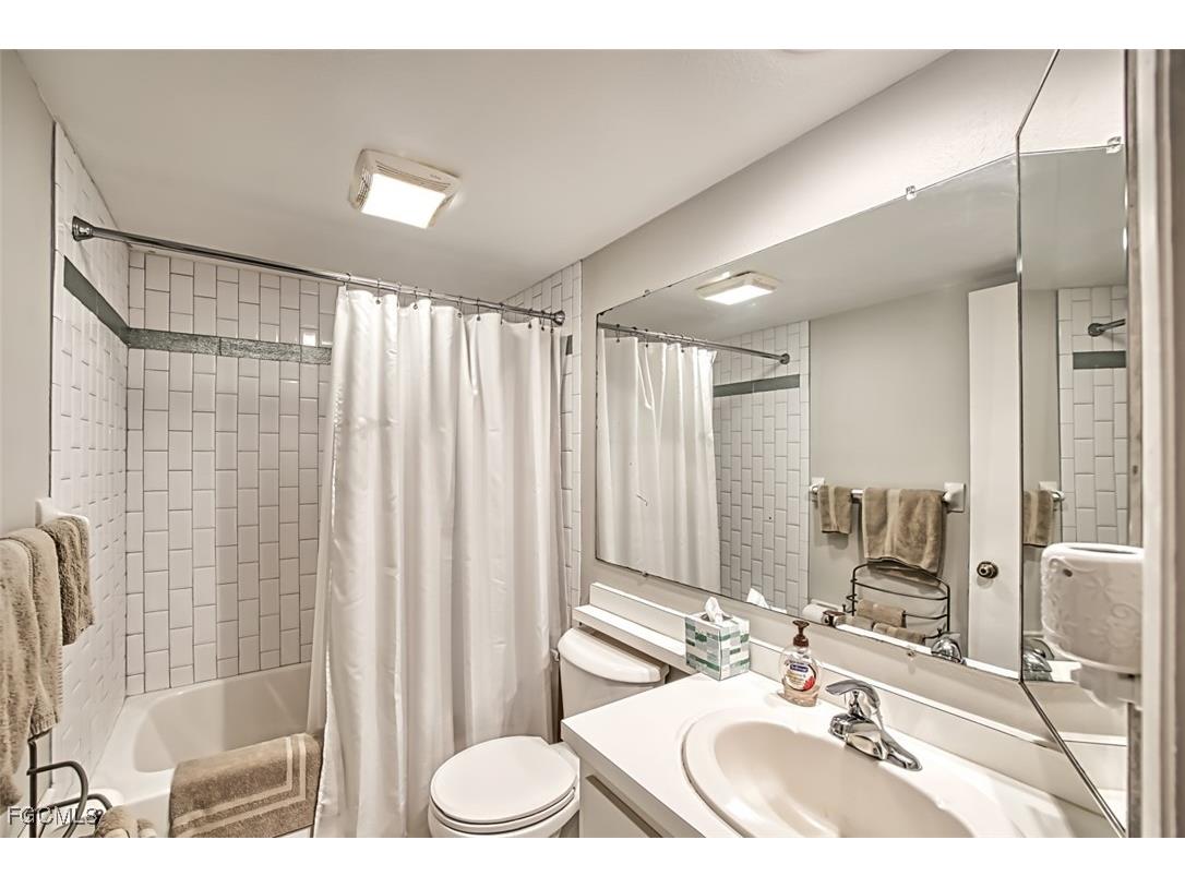 1444 Park Shore Circle #3 Fort Myers FL 33901 2026004197 image16