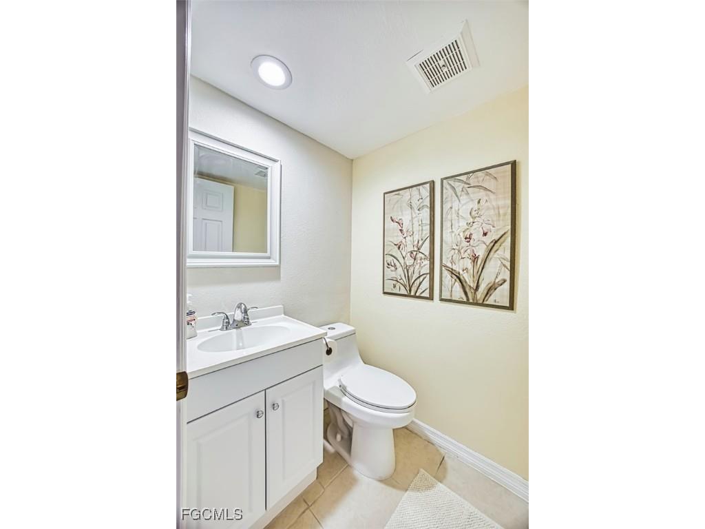1444 Park Shore Circle #3 Fort Myers FL 33901 2026004197 image20