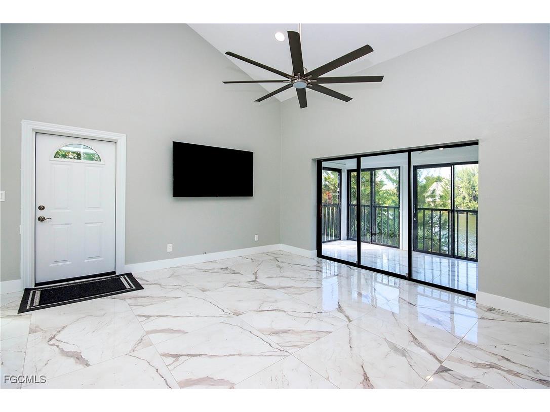 1444 Sandpiper Circle Sanibel FL 33957 2025016361 image3