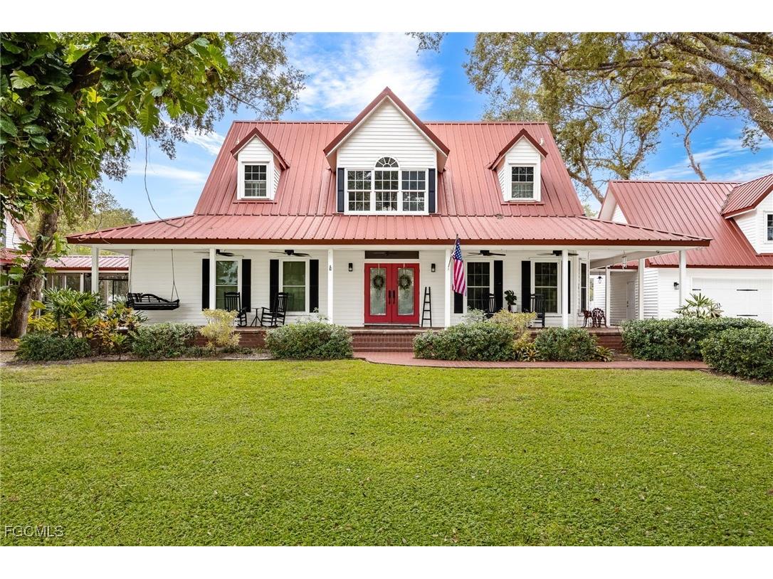 1444 Winchester Avenue E Labelle FL 33935 2025009608 image1