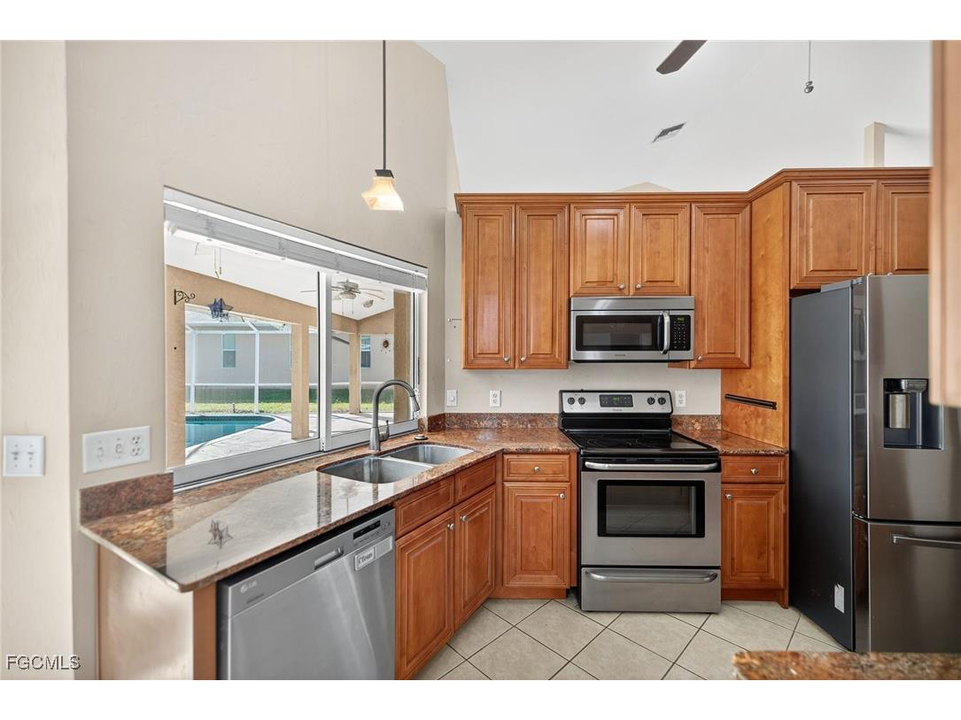 1445 Argyle Drive Fort Myers FL 33919 2025021136 image13