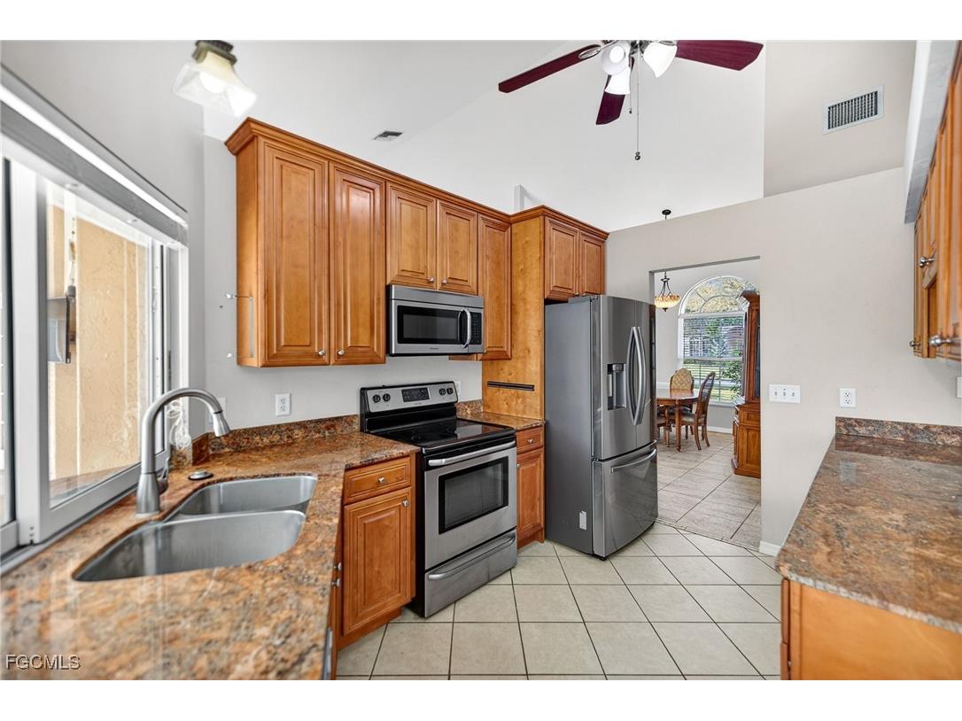 1445 Argyle Drive Fort Myers FL 33919 2025021136 image16