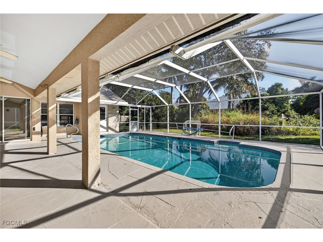 1445 Argyle Drive Fort Myers FL 33919 2025021136 image28