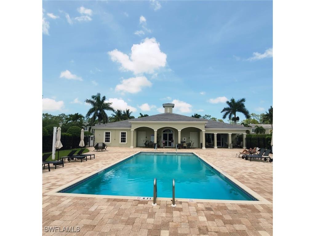 1445 Mariposa Circle #101 Naples FL 34105 225048602 image3