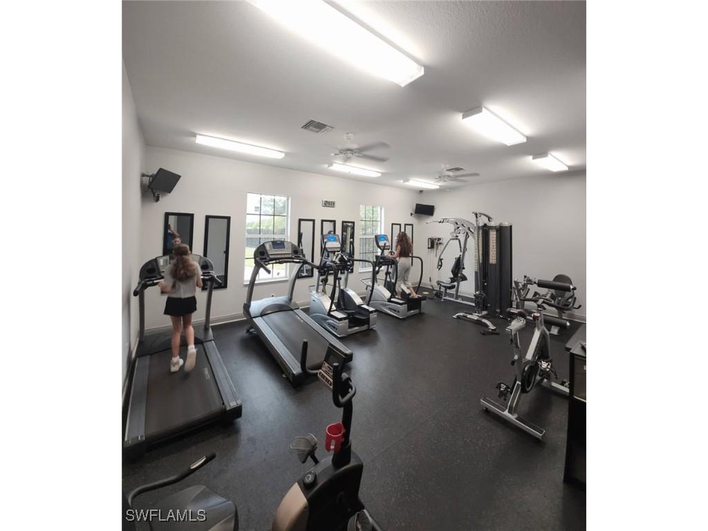 1445 Mariposa Circle #101 Naples FL 34105 225048602 image5